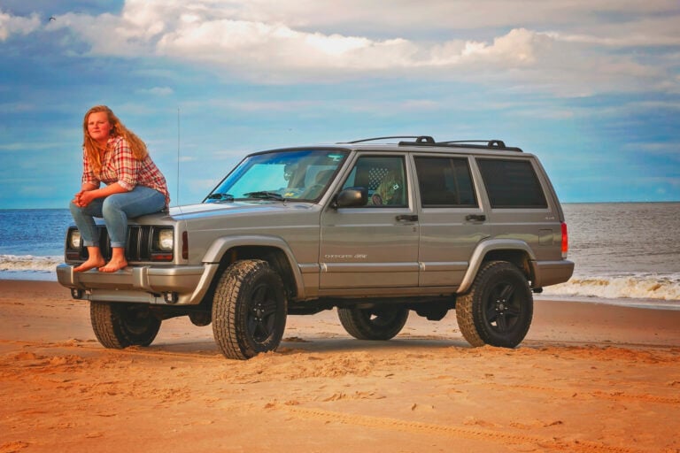 senior picture props: creative ideas for your senior photo session | eric cathell photography